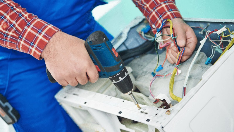 Sultangazi Hoover Hoover çamaşır makinesi kart tamiri – Su almama arızası orijinal parça ile giderildi. - Teknik servis örneği